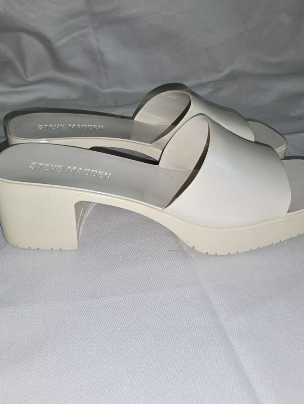 Steve Madden Harlin Ivory Cream sz 9M Slide Sandals